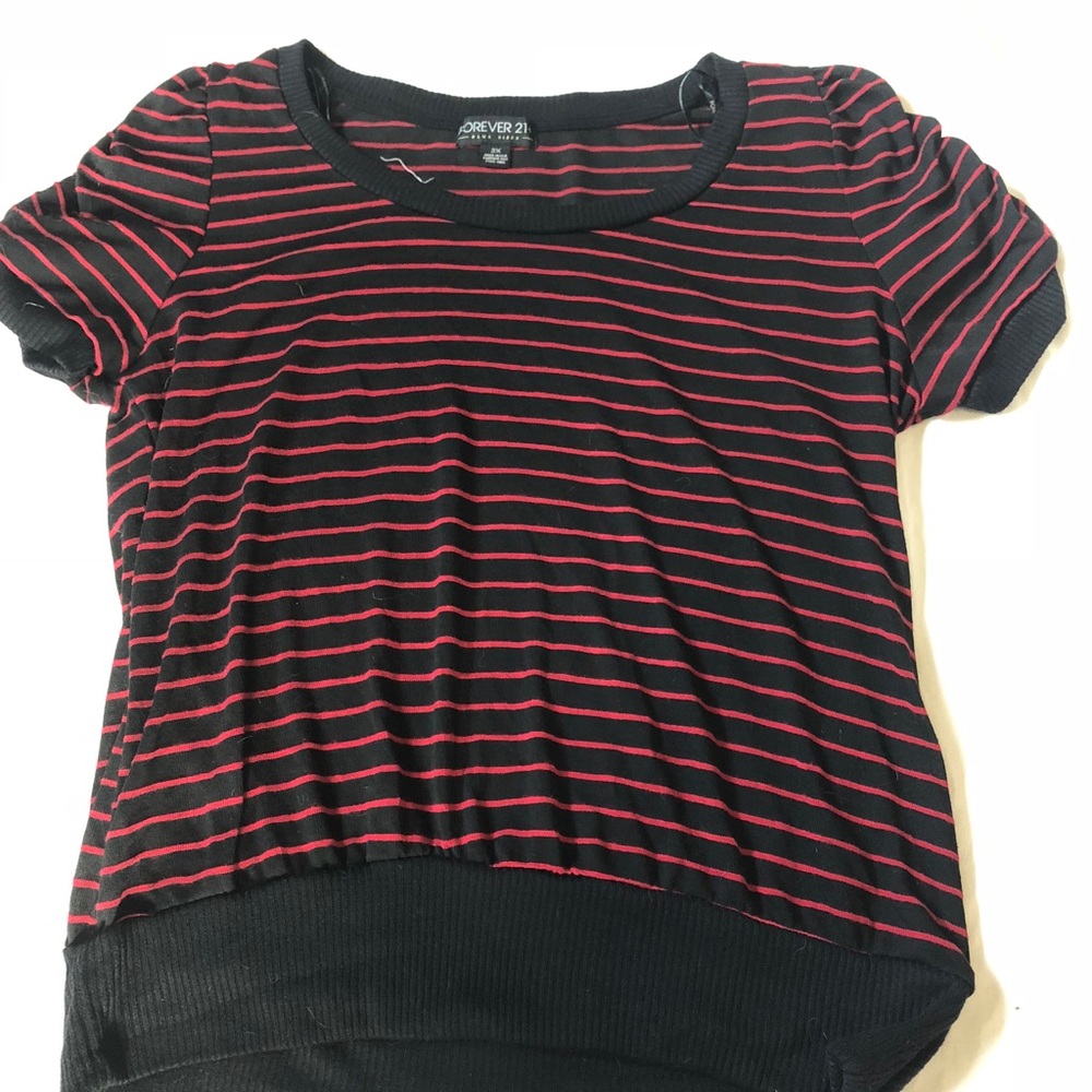 Forever 21 short sleeve knit top